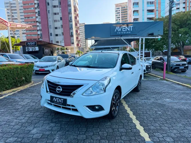 Nissan Versa SL 1.6 16V Flexstart 4P Aut. 2017