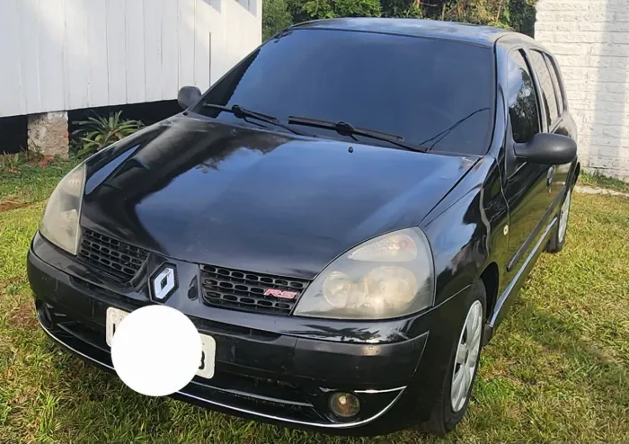Renault Clio RT/ Privilège 1.6 16V 5P 2004