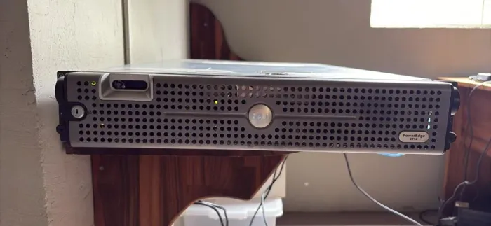 Servidor Dell PowerEdge 2950