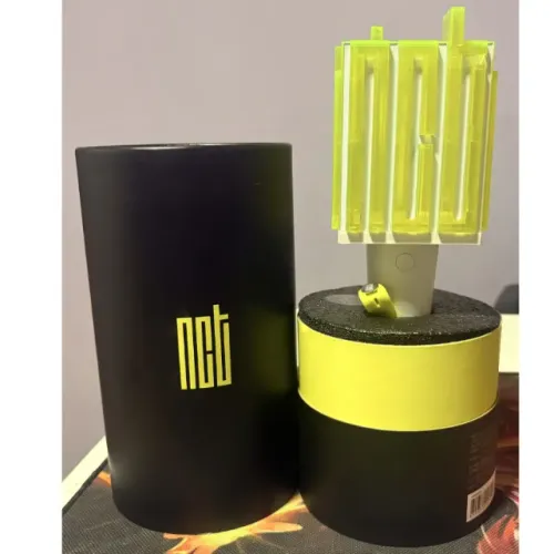 NCT 127 OFFICIAL LIGHT STICK - PRIMEIRA VERSÃO