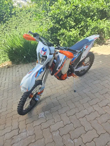 Ktm 350.  Six days 2015. 