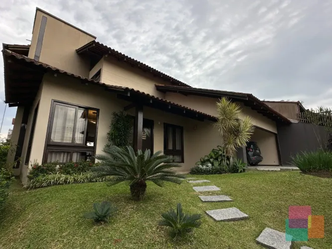 JOINVILLE - Casa Padrão - Bom Retiro