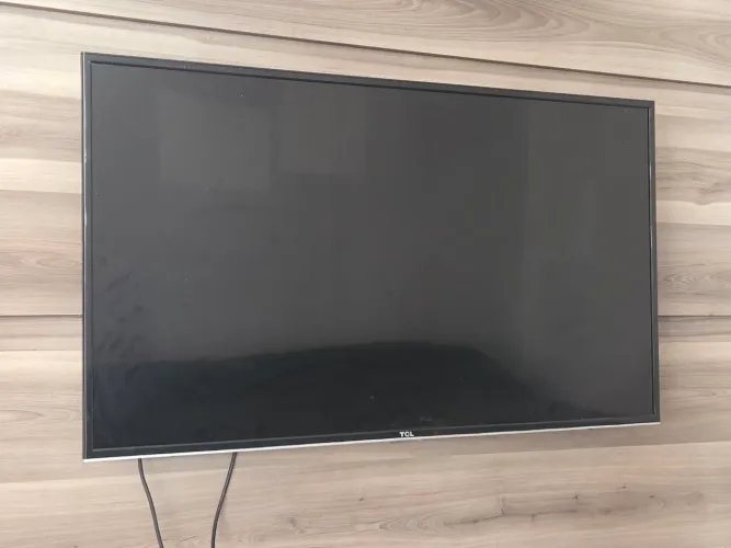 Tb smart TCL 42 pol
