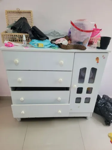 Comoda infantil