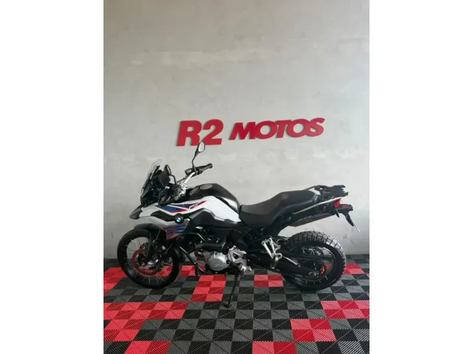 BMW F 850 850 cc