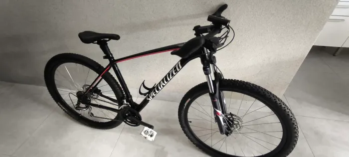 Bicicleta Specialized Hockhopper aro 29