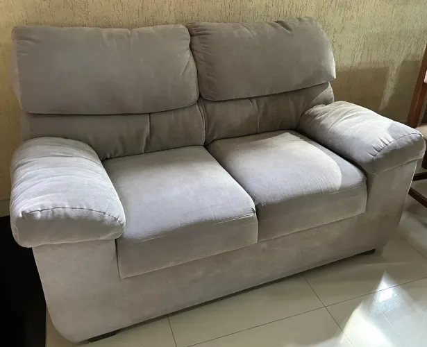 Sofá dois lugares