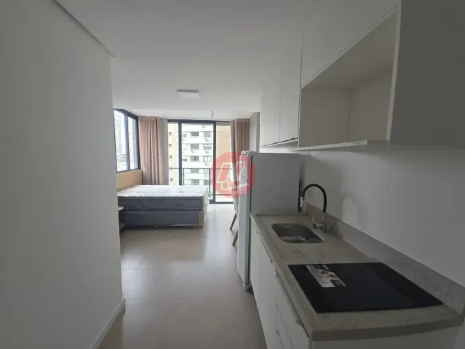 Studio para locação, prédio novo, mobiliado no Bom Fim