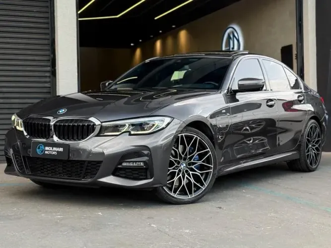 BMW 330E M Sport 2.0 Turbo Híbrido AU 2022