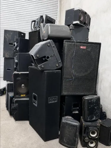 Lote Áudio Profissional Caixas De Som, Amplificadores No Estado