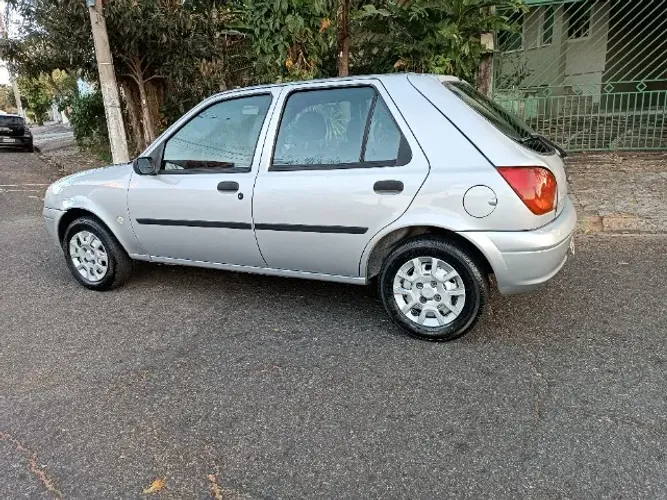 Ford Fiesta Street/ Action 1.0 8V 5P 2005