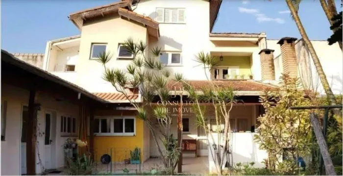 Sobrado com 4 dormitórios à venda, 290 m² por R$ 950.000,00 - Jardim Carlos Cooper - Suzan