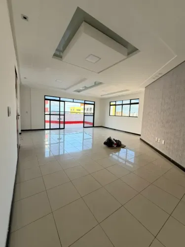 Cobertura linear para aluguel, 04 quartos, piscina privativa, dce, no Bessa