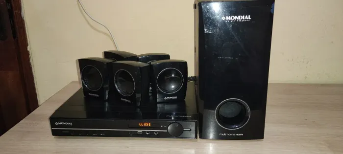 Home theater Mondial barato pra levar leia