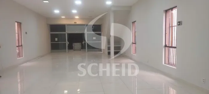 ÓTIMA LOJA COMERCIAL A CONSTRUIDA, COM GRANDE FLUXO DE PEDESTRES E CARROS, ÓTIMA PA