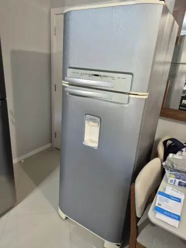 Geladeira Frost Free Electrolux
