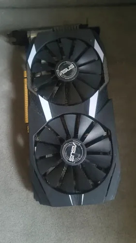 Placa de vídeo com defeito rx590