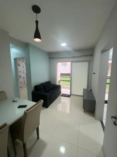 Apartamento semi mobiliado