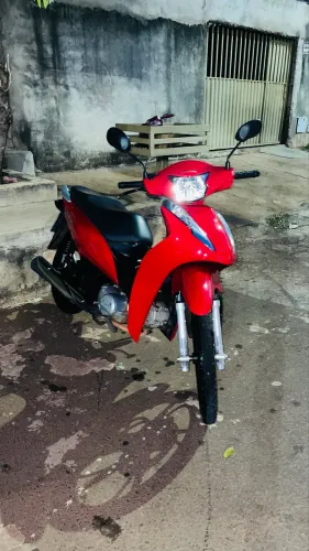 Biz 125 de mulher