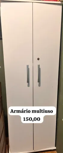 Armário multiuso