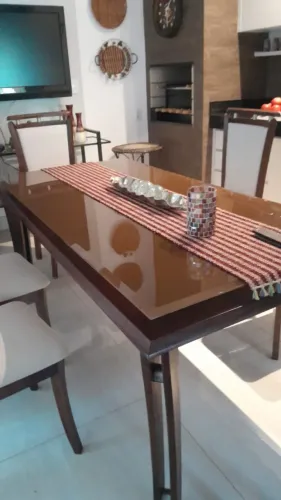 Conjunto de Mesa de Jantar Sofisticado