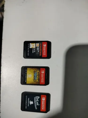 Vendo ou troco por outro jogo de Nintendo