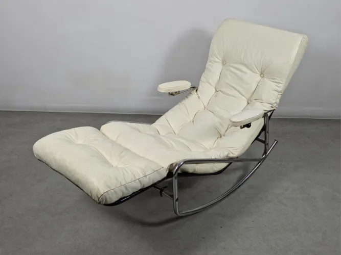Poltrona chaise longue década de 60