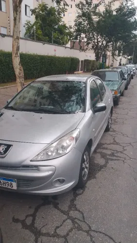 Peugeot 207 Sed. Passion XR Sport 1.4 Flex 8V 4P 2012