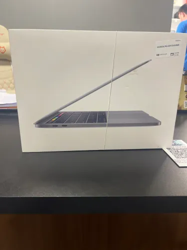 MacBook Pro 2019 Touchbar 