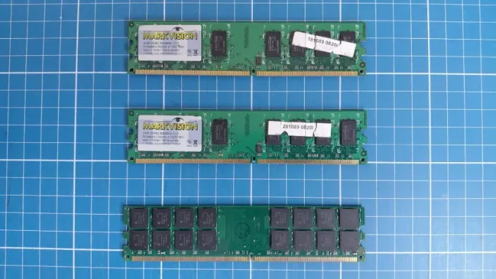 Memoria Ram DDR2: 3x 2GB