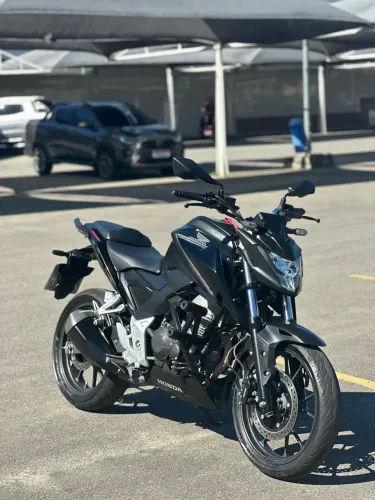 Cb 300f