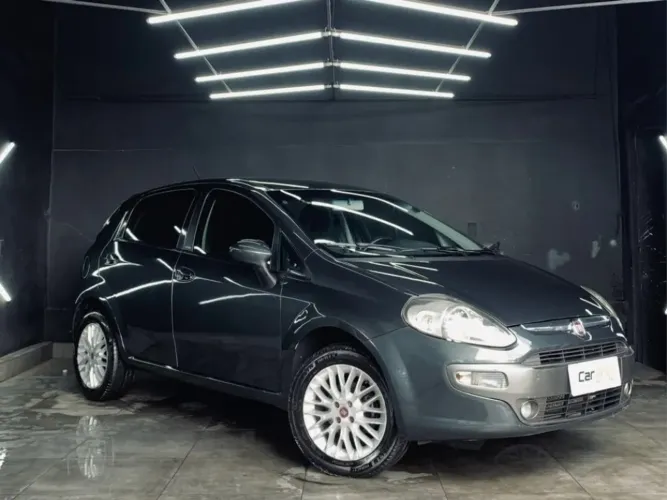 Fiat Punto Essence 1.6 Flex 16V 5P 2013