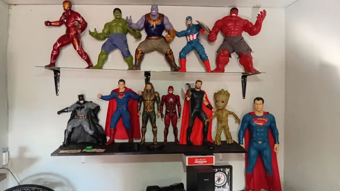 COLEÇÃO BONECOS GRANDE MIMO DC E MARVEL GIGANTES