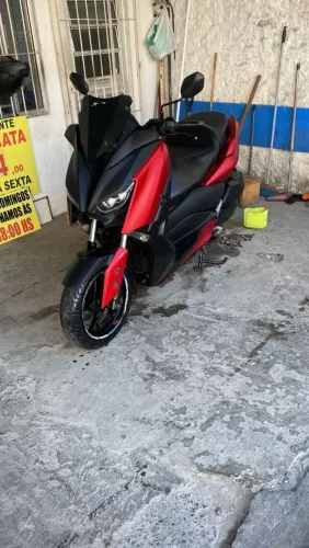 X Max 250