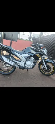 FAZER 250 2010/2011.