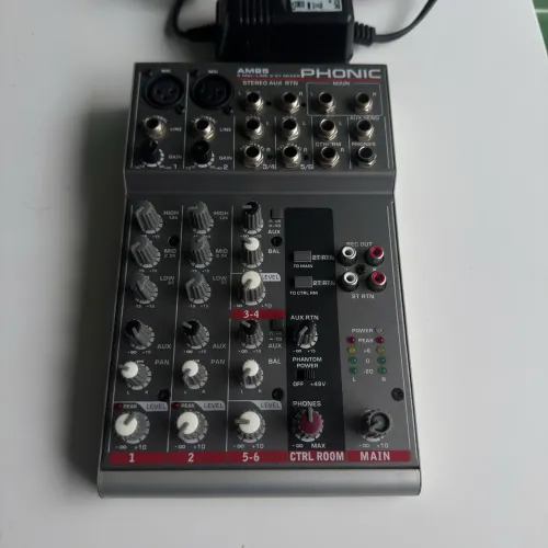 mesa de som phonic am85 com 6 canais e phantom power 2xl