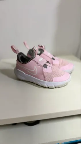 Tênis Nike original TAM 28