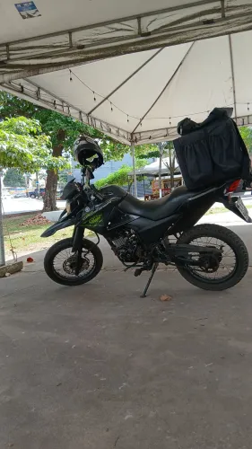 Vendo essa linda crosser 150 2014