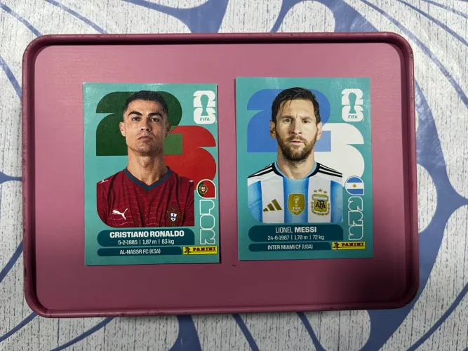 Figurinhas originais Messi e Cristiano 2026
