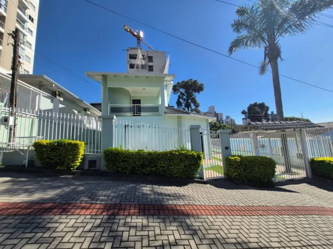 Casa com 3 quartos no São Cristóvão