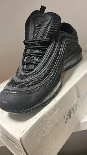 Nike importado ( fabricado Vietnã )