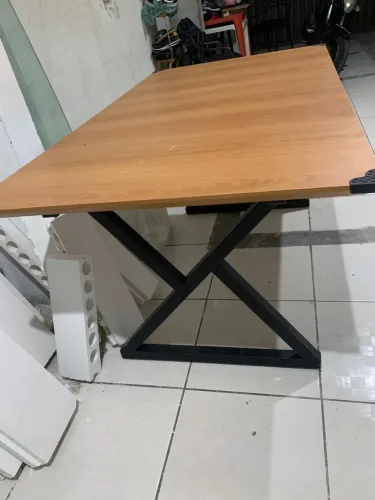 Uma mesa