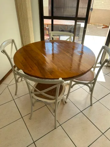 Mesa de Jantar | Redonda 4 Cadeiras