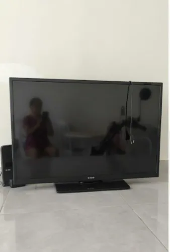 TV CCE 40" Modelo LV40G