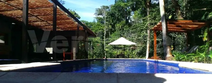 São Pedro Guarujá, casa aconchegante à VENDA na praia em Guarujá