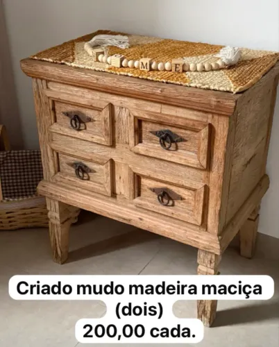 Mesa de cabeceira 