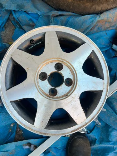Roda aro 15? de palio wekkend stile 2003 