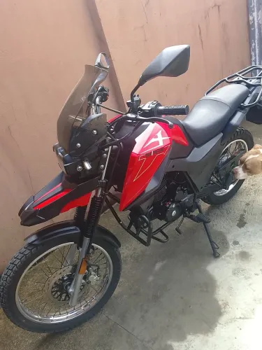 Vendo Shineray Shi 175cc estado de zero