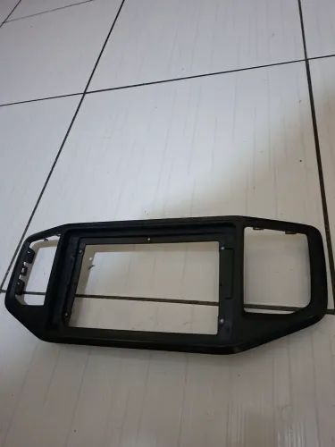 Moldura multimídia Amarok
