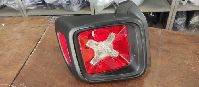 Lanterna renegade 